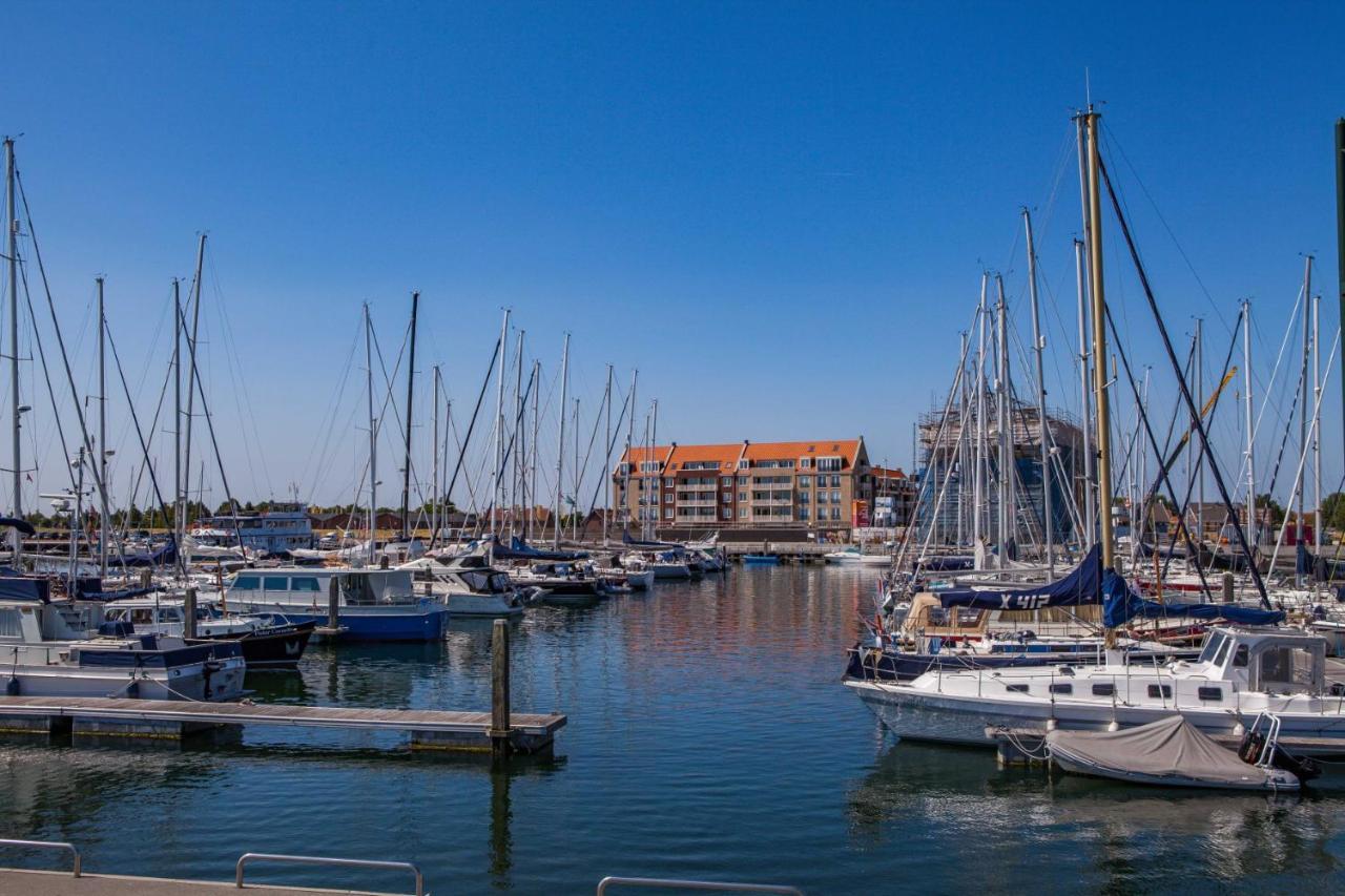 Vila 'T Zeeuwse Achteruusje Sint Annaland Exteriér fotografie